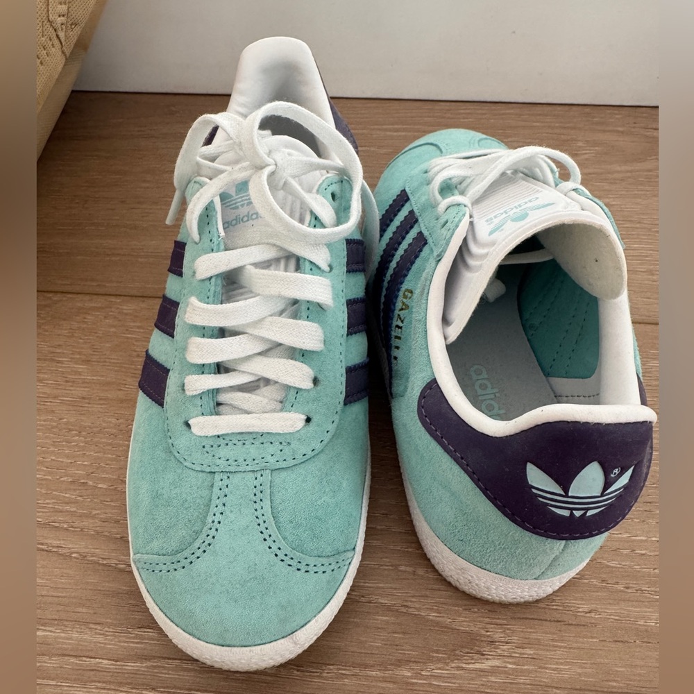 Turquoise Adidas gazelle (worn once)